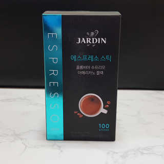 (주)쟈뎅 쟈뎅 에스프레소 스틱 아메리카노 블랙 — 4.83점을 준 리뷰어가 2018년 10월 올린 사용 사진