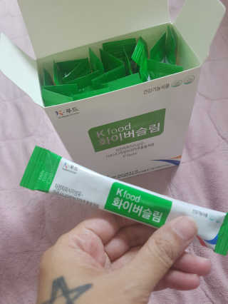 두루원 똥기사의 Kfood 화이버슬림 — 3.17점을 준 리뷰어가 2018년 8월 올린 사용 사진