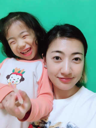 뷰티핏 아이브로우 듀얼 볼륨 틴트 — 5점을 준 리뷰어가 2018년 11월 올린 사용 사진