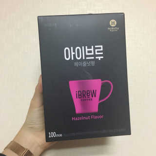 한국맥널티 아이브루 헤이즐넛향 100T — 5점을 준 리뷰어가 2019년 11월 올린 사용 사진