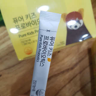 네츄럴굿띵스 퓨어 키즈 프로바이오틱스 60포 — 5점을 준 리뷰어가 2019년 5월 올린 사용 사진