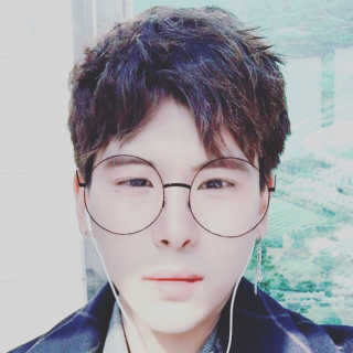 다슈코리아 다슈 스페셜 에디션 오리지널 슈퍼 매트왁스 — 3.67점을 준 리뷰어가 2017년 11월 올린 사용 사진