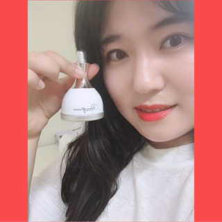 [더마퀸]쿨링스틱 페이스앤아이 — 4.5점을 준 리뷰어가 2019년 5월 올린 사용 사진