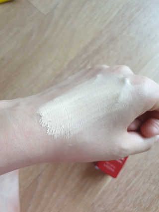 미샤 래디언스 퍼펙트핏 파운데이션 SPF30 PA++ — 5점을 준 리뷰어가 2020년 3월 올린 사용 사진