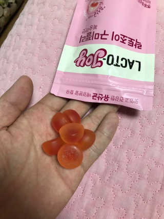 락토조이 구미젤리 복숭아맛 — 4점을 준 리뷰어가 2019년 6월 올린 사용 사진