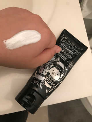 엘리자베카 Elizavecca  LongoLongo Gronique Diamond Mask Pack — 3.17점을 준 리뷰어가 2018년 7월 올린 사용 사진