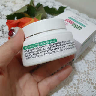세바메드 우레아 수분폭탄크림 50ml — 4.5점을 준 리뷰어가 2019년 12월 올린 사용 사진