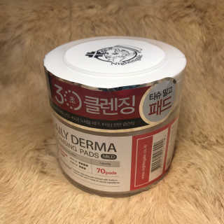 나이팅게일 데일리 더마 클렌징패드 마일드 — 2점을 준 리뷰어가 2018년 12월 올린 사용 사진