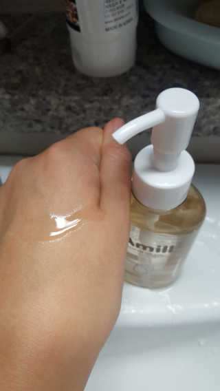 에이밀 슈퍼 그레인 클렌징 오일 125ml — 5점을 준 리뷰어가 2019년 10월 올린 사용 사진