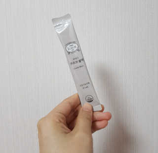 [하우투잇] 뤼에르 쿠르브 블랙 10ml x 30포 총 300ml — 5점을 준 리뷰어가 2020년 3월 올린 사용 사진