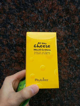피토트리 치즈핸드크림 — 4점을 준 리뷰어가 2017년 10월 올린 사용 사진