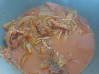 땡땡쿡 더실비김치찌개 2인분 710g 라면사리 포함 — 4점을 준 리뷰어가 2020년 2월 올린 사용 사진