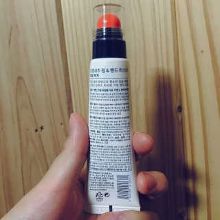 포렌코즈 립핸드 마스터 — 4.33점을 준 리뷰어가 2017년 9월 올린 사용 사진