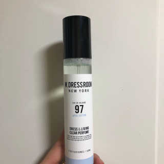 더블유드레스룸 드레스퍼퓸 150ml — 4점을 준 리뷰어가 2018년 8월 올린 사용 사진