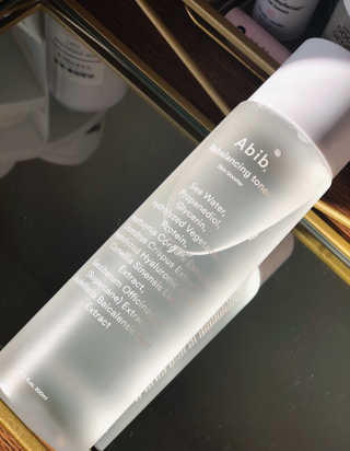 아비브 ABIB REBALANCING TONER SKIN BOOSTER — 4.17점을 준 리뷰어가 2018년 11월 올린 사용 사진