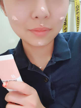 쏘내추럴 셀피 블러 프라이머 — 5점을 준 리뷰어가 2019년 7월 올린 사용 사진