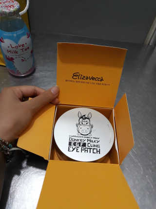 엘리자베카 덩키피기 덩키밀키 EGF 클링아이패치 — 5점을 준 리뷰어가 2019년 5월 올린 사용 사진