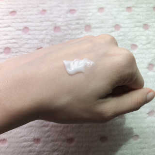 지고트 비타솔루션12 브라이트닝 앰플 크림 100ml — 4.5점을 준 리뷰어가 2019년 8월 올린 사용 사진