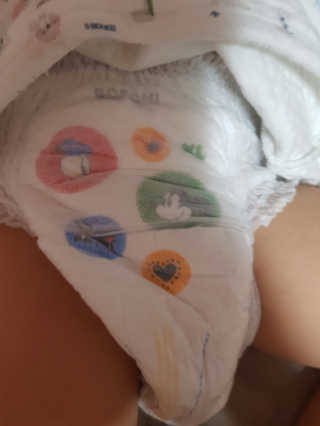 보솜이 베이비케어 팬티형 기저귀 — 5점을 준 리뷰어가 2019년 3월 올린 사용 사진