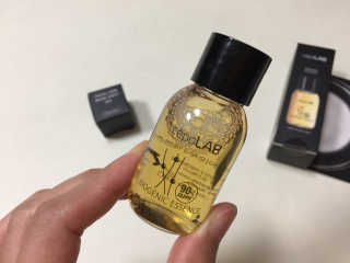 세포랩 바이오제닉 에센스 30ml 특별팩 — 3.67점을 준 리뷰어가 2018년 5월 올린 사용 사진