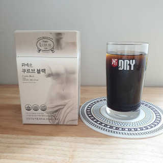 [하우투잇] 뤼에르 쿠르브 블랙 10ml x 30포 총 300ml — 4점을 준 리뷰어가 2020년 3월 올린 사용 사진