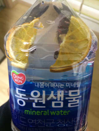 더THE담다 디톡스 워터 팩 500ml 5개 — 4점을 준 리뷰어가 2016년 11월 올린 사용 사진