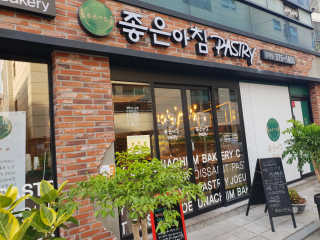 좋은아침페스츄리 좋은 아침 페스츄리 12,000원 이용권 — 4.67점을 준 리뷰어가 2018년 10월 올린 사용 사진