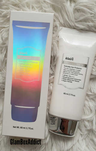소프트 에어리 UV 에센스 SPF 50 PA ++++ — 5점을 준 리뷰어가 2019년 3월 올린 사용 사진