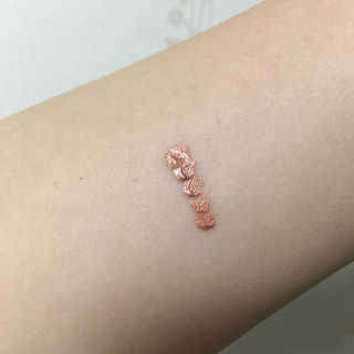 셀레뷰 온 스테이지 리퀴드  아이틴트 — 4.83점을 준 리뷰어가 2018년 3월 올린 사용 사진