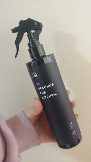 PEACE MOMENT 피스모먼트 인세컨즈포키친 320mL 천연살균소독제 — 3.5점을 준 리뷰어가 2019년 2월 올린 사용 사진