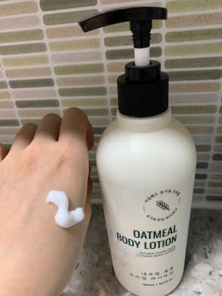 (주)에네스티 내추럴 촉촉  오트밀 바디로션 500ml — 5점을 준 리뷰어가 2020년 3월 올린 사용 사진
