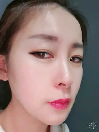 니코피 퍼펙트 엣지 아이라이너 — 5점을 준 리뷰어가 2020년 1월 올린 사용 사진