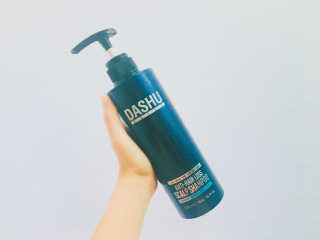 다슈코리아 다슈 데일리 한방 두피 골드 샴푸 500ml — 5점을 준 리뷰어가 2017년 10월 올린 사용 사진