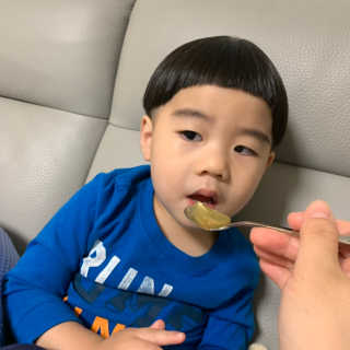 데르뜨 떠먹는 과일 3종, 짜먹는 과일 2종 총 10개 체험 — 5점을 준 리뷰어가 2020년 3월 올린 사용 사진