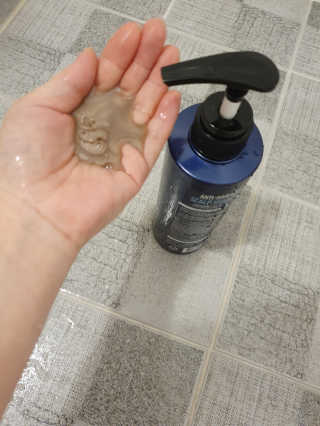 다슈코리아 다슈 데일리 단백질 한방 두피 골드 샴푸 500ml — 5점을 준 리뷰어가 2020년 1월 올린 사용 사진