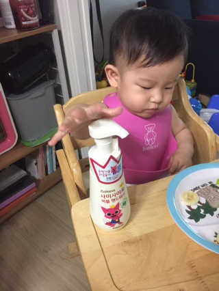 베비언스 핑크퐁 사이사이로 버블 핸드워시 — 4.33점을 준 리뷰어가 2017년 9월 올린 사용 사진