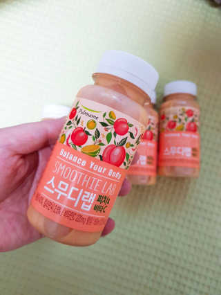 풀무원 스무디랩 피치&비타 — 5점을 준 리뷰어가 2017년 11월 올린 사용 사진