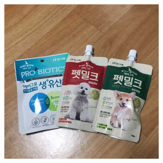 [빙그레] 에버그로 생유산균 1봉（10포입）+펫밀크2팩 — 4.5점을 준 리뷰어가 2019년 3월 올린 사용 사진