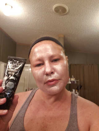 엘리자베카 Elizavecca  LongoLongo Gronique Diamond Mask Pack — 4.83점을 준 리뷰어가 2018년 6월 올린 사용 사진