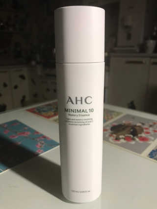 AHC 에이 에이치 씨 미니멀 10 워터리 에센스 — 5점을 준 리뷰어가 2018년 12월 올린 사용 사진