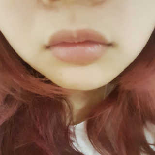 후르디아 블루베리 하이드레이팅 허니 립 밤 — 4.67점을 준 리뷰어가 2017년 9월 올린 사용 사진