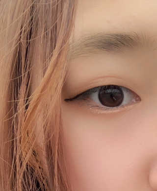 머지 더 퍼스트 펜 아이라이너 — 5점을 준 리뷰어가 2018년 12월 올린 사용 사진