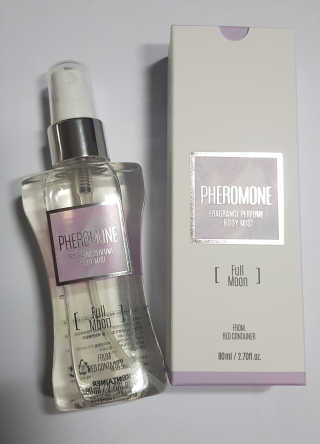 레드컨테이너 페로몬향 퍼퓸 바디미스트 80ml — 4점을 준 리뷰어가 2020년 3월 올린 사용 사진