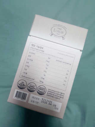 [하우투잇] 뤼에르 쿠르브 블랙 10ml x 30포 총 300ml — 4.5점을 준 리뷰어가 2020년 3월 올린 사용 사진
