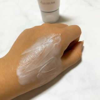 (주)에네스티 에네스티 수안수 실크스킨 풋크림 1+1 — 5점을 준 리뷰어가 2019년 12월 올린 사용 사진