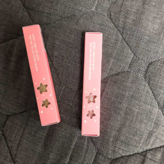 [블랙루즈] 펄블리 아이 글리터 2종 — 5점을 준 리뷰어가 2019년 1월 올린 사용 사진