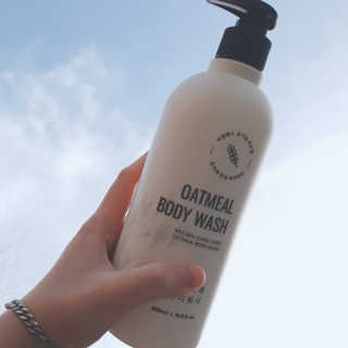 (주)에네스티 내추럴 촉촉  오트밀 바디워시 500ml — 5점을 준 리뷰어가 2020년 1월 올린 사용 사진