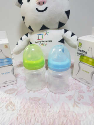 유비맘 신생아젖병 120ml 트리플팩_ 젖꼭지 포함 — 5점을 준 리뷰어가 2020년 1월 올린 사용 사진
