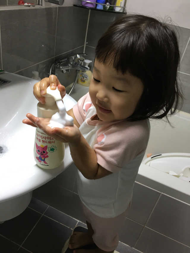 베비언스 핑크퐁 사이사이로 버블 핸드워시 리뷰 사진
