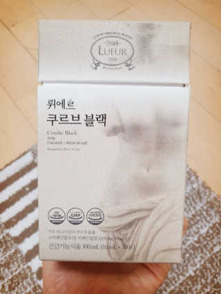 [하우투잇] 뤼에르 쿠르브 블랙 10ml x 30포 총 300ml — 5점을 준 리뷰어가 2020년 3월 올린 사용 사진